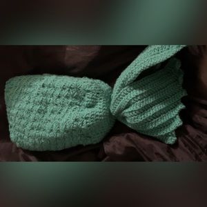 Mermaid tale for nb-3 months. I custom make all my tails. Dm for more info